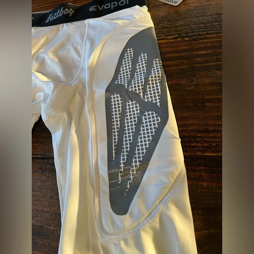 Eastbay Evapor Compression tights. Small